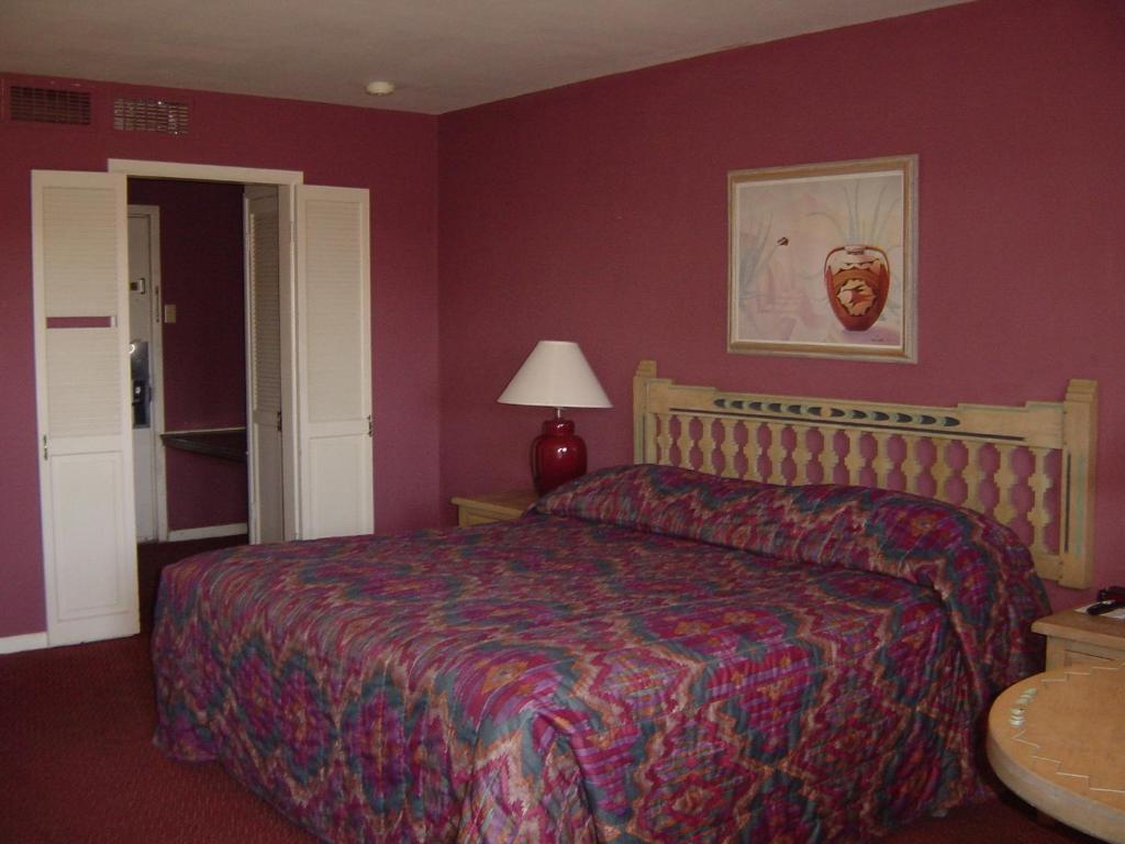 Pow Wow Inn Tucumcari Rum bild